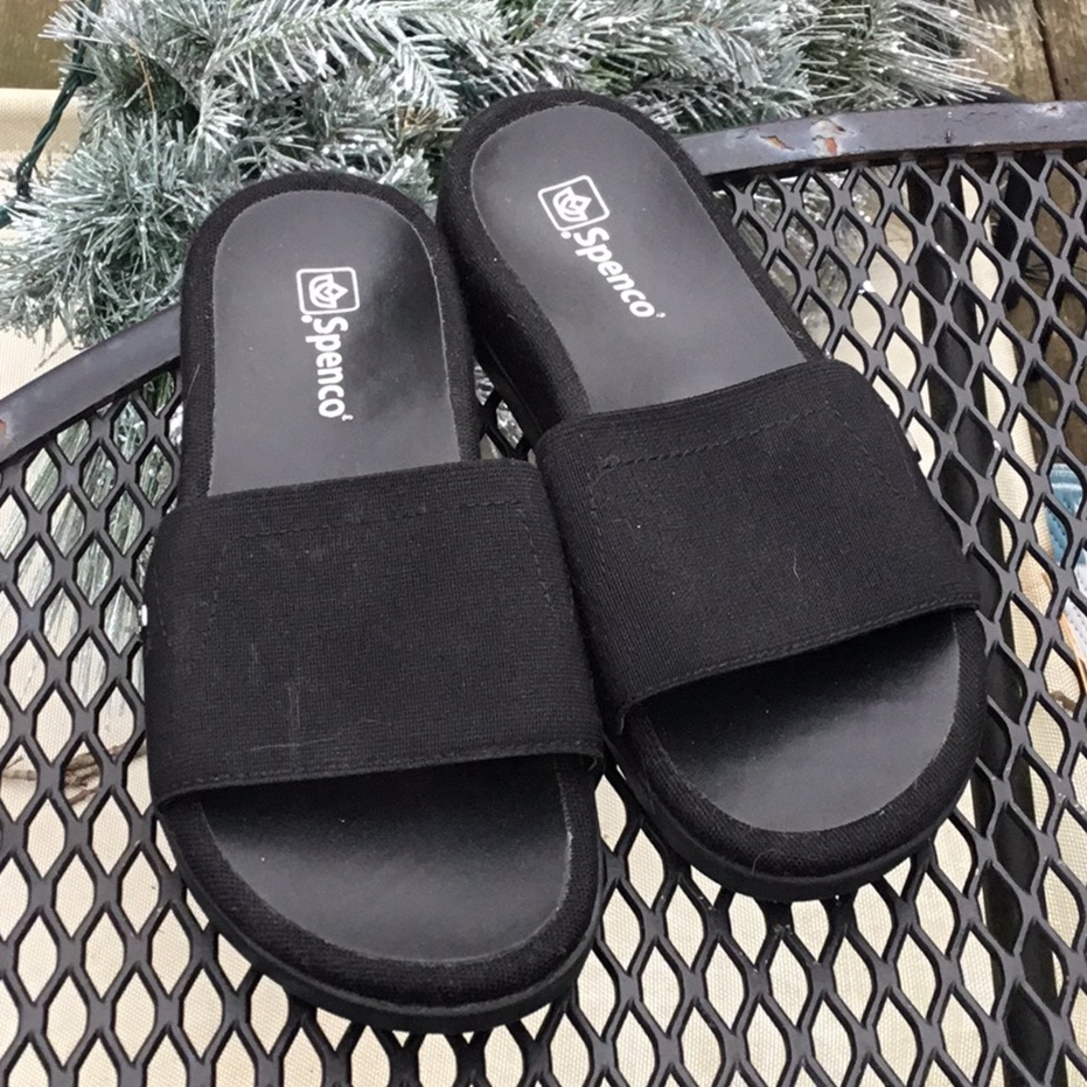 Woman’s shoes